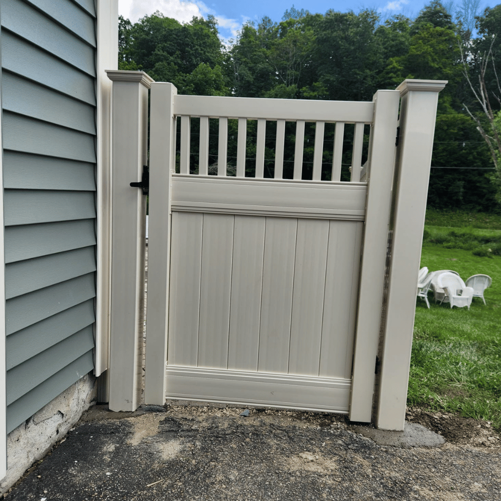 Privacy Fencing 4