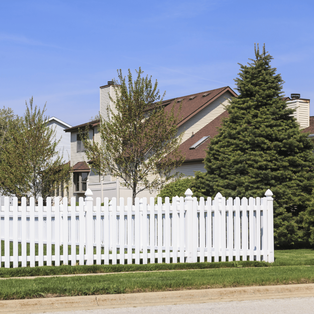Vinyl fence6
