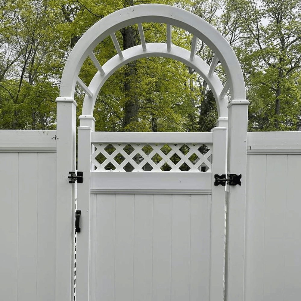 Vinyl fence2